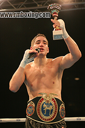 Karim aliouane rmboxing champion du monde wako