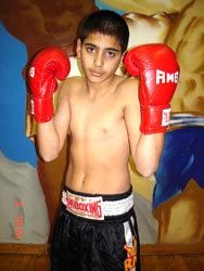 nagra harpreet boxeur mau thai rmboxing classe educatif