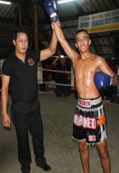 Mohamed Belgacem (RMBoxing St Ouen) vs Peack