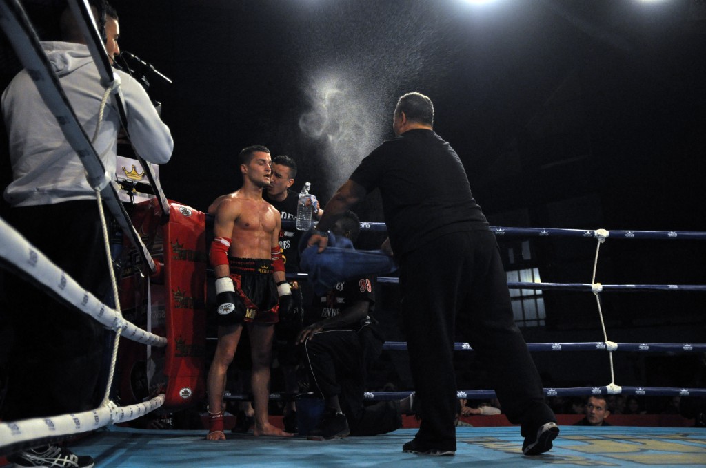 jasmin baltic du rmboxing vs douglas maubeche au choc des legendes 2014 de rachid saadi