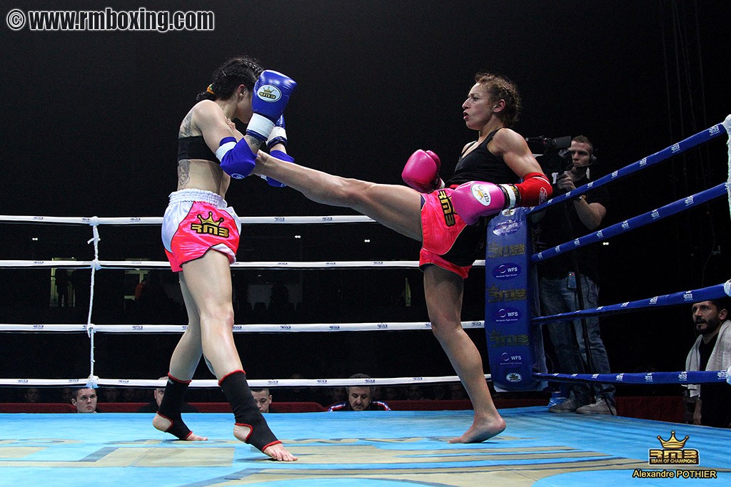 Lailla akounad rmboxing VS Sveva Melillo au choc des légendes 2015