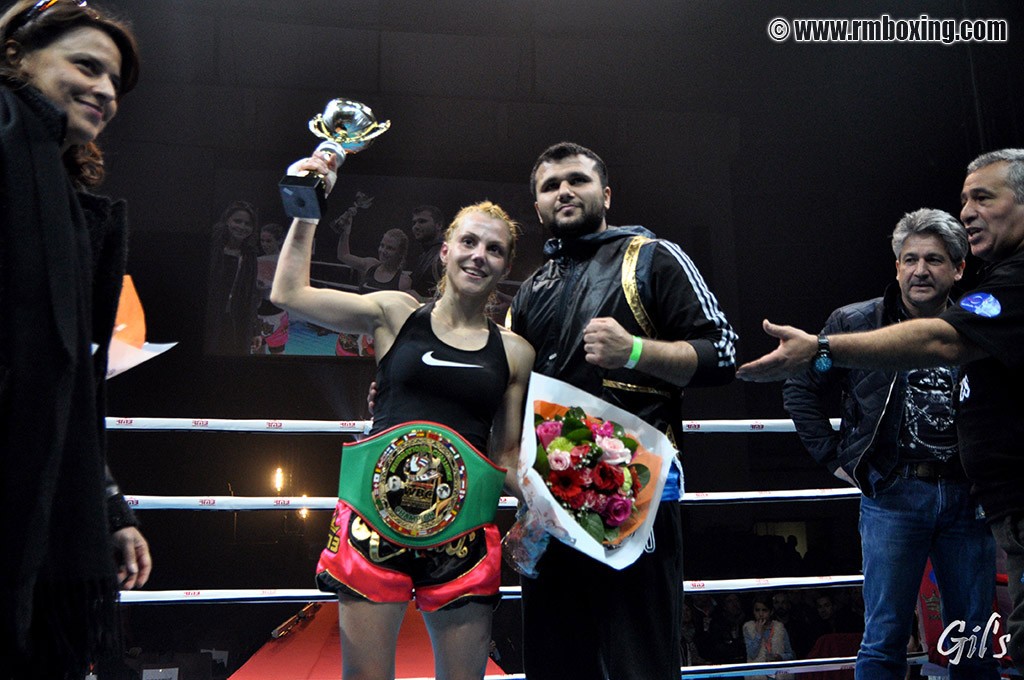 funda diken rmboxing championne WBC  au choc des légendes 2015