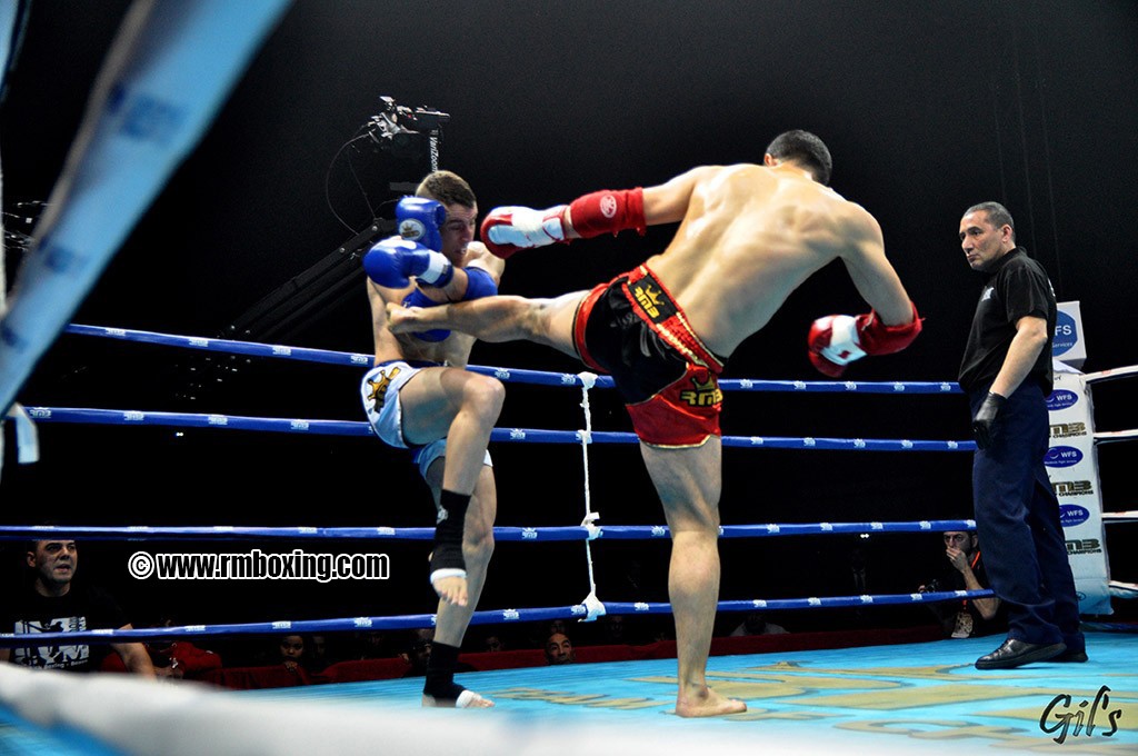 yetkin ozkul rmboxing VS daniel galardos puertas au choc des légendes 2015