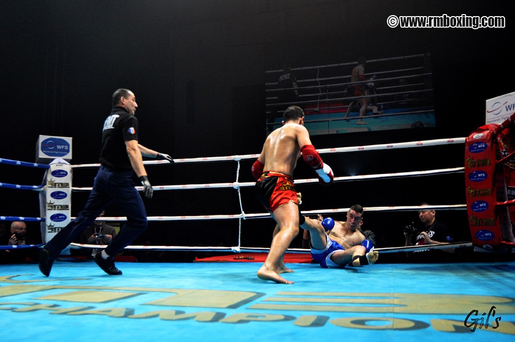 yetkin ozkul rmboxing VS daniel galardos puertas au choc des légendes 2015