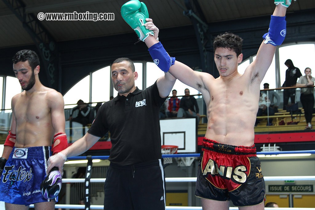 anis sekhri rmboxing champion d'ile de france,