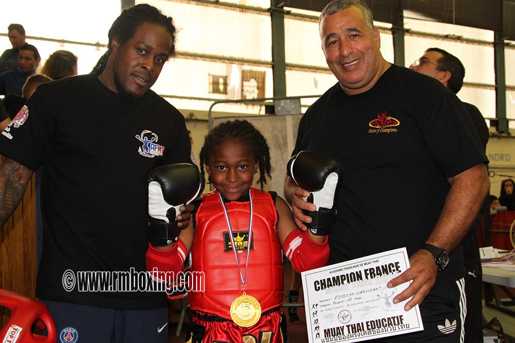 rachid saadi, mimi et eddydja carviguant rmboxing champion de france