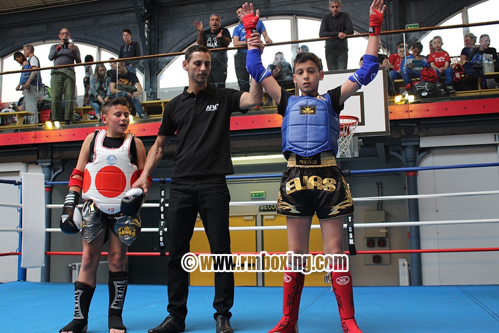 elias sbisa , rmboxing, champion de france 2016 de muay thai 