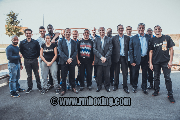 Rachid Saadi Bruno Leroux Nadir Allouache Foudil Ait chabanne Serge Castello Akli Mellouli Arnaud Soleranski Dani Bill au Gala de boxe thai muaythai à CPSF Réau