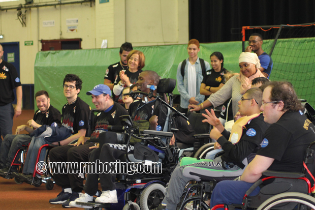 Handi Muay sport pour tous RMBOXING avec Rachid Saadi et la FFKMDA