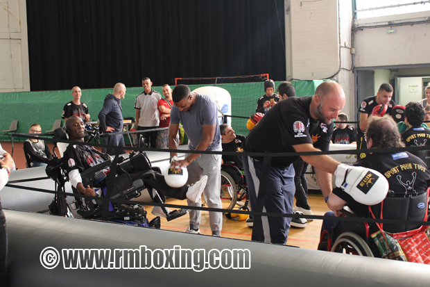 Handi Muay sport pour tous RMBOXING avec Rachid Saadi et la FFKMDA