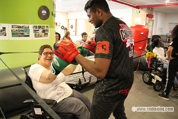 handimuay initiation muay-thai vincent joseph apf (rmboxing)