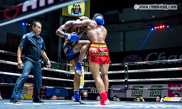 Valentine Randall RMBOXING victorieux vs Sairung DK Muaythai Stadium Lumpini