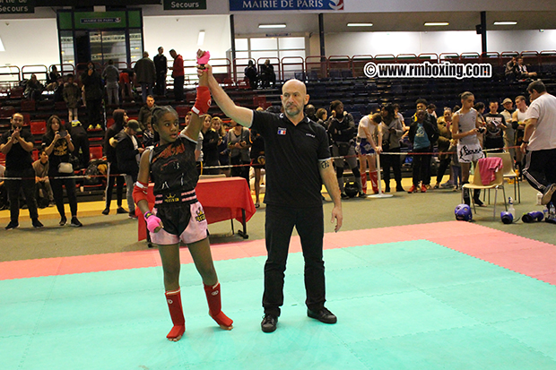 grace vessat  rmboxing  championne de la coupe de france FFKMDA muay thai