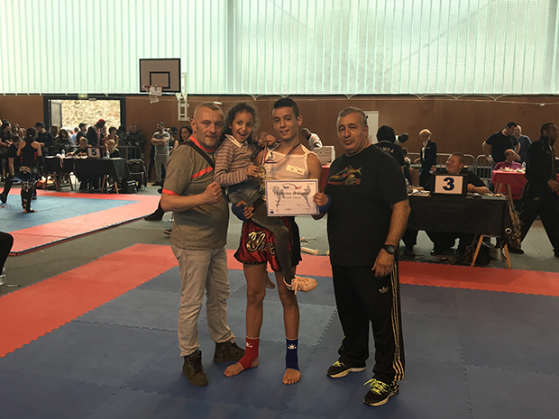 elias sbisa rmboxing final championnat france educatif ffkmda